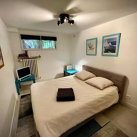 Cosy, Independant Avec Jardin Apartment